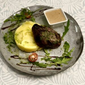 Тар-тар из говядины Тар-тар из говядины